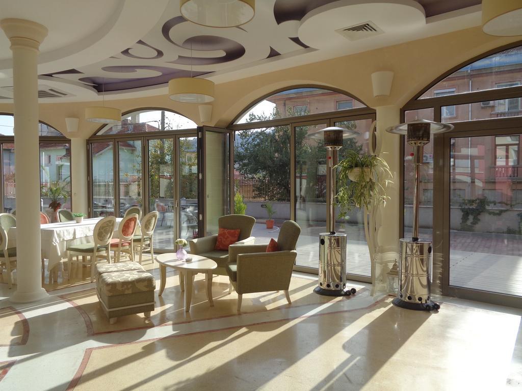 Hotel Park Central Sliven Extérieur photo