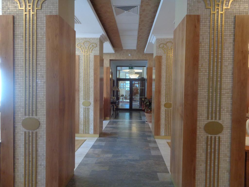 Hotel Park Central Sliven Extérieur photo