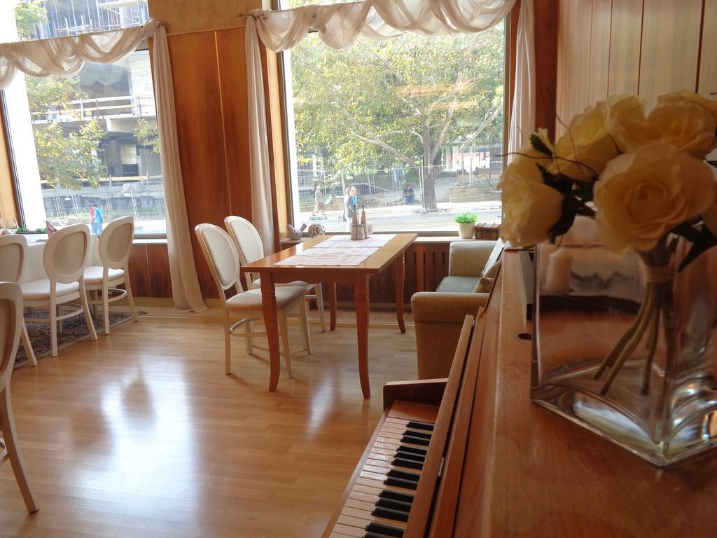 Hotel Park Central Sliven Extérieur photo