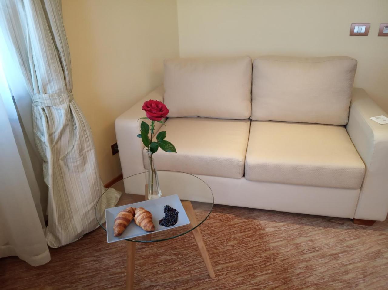 Hotel Park Central Sliven Extérieur photo
