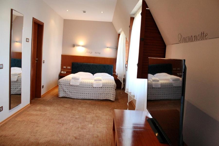 Hotel Park Central Sliven Extérieur photo