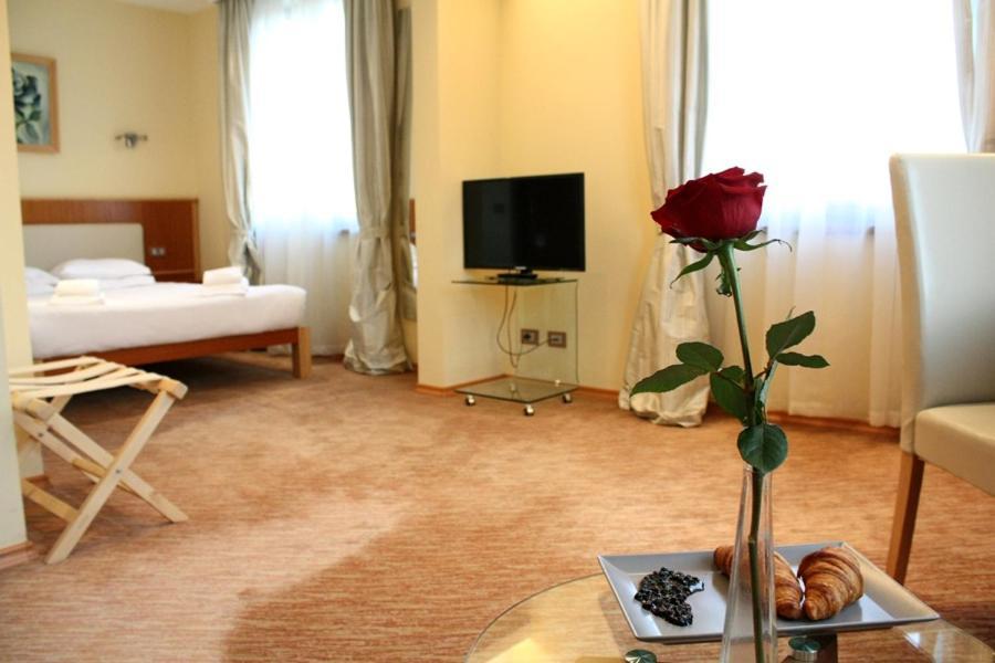 Hotel Park Central Sliven Extérieur photo